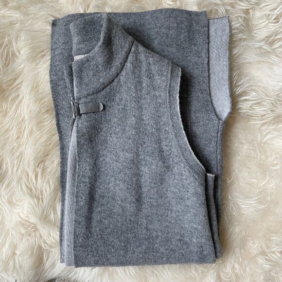 Rare A.IDA L Wool Blend Sweater Vest | Gray Knit Italy Made Toggle Closure, $178 - Picture 1 of 10